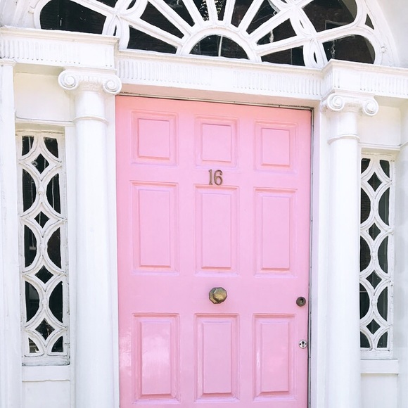 Meet your Posher, Hannah - Picture 1 of 1